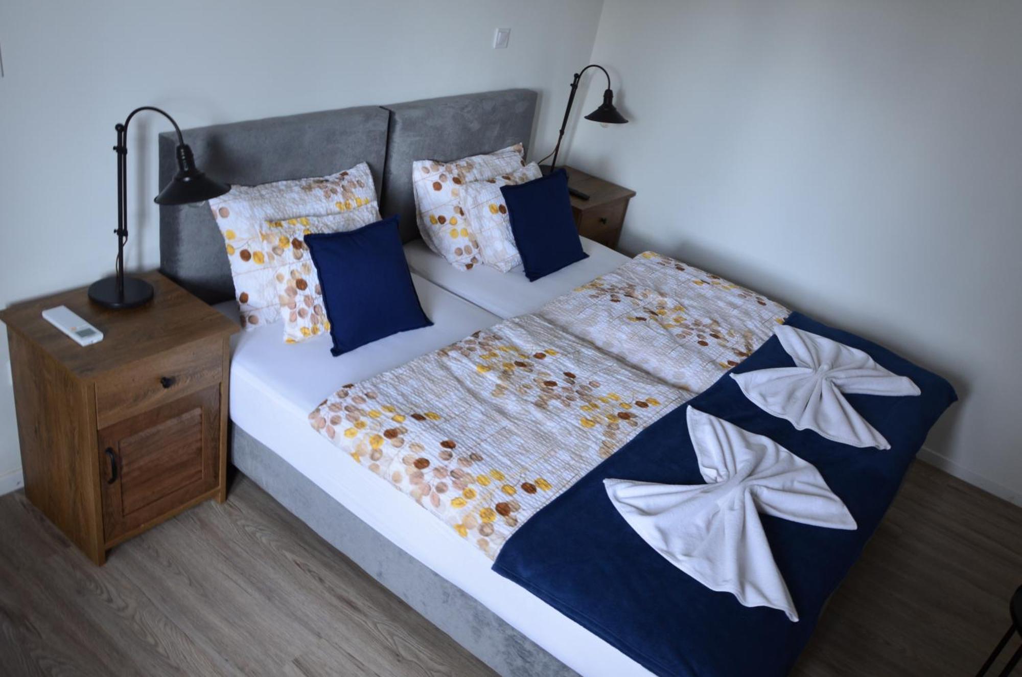 Kerekerdo Vendeghaz Hotell Kisszékely Exteriör bild